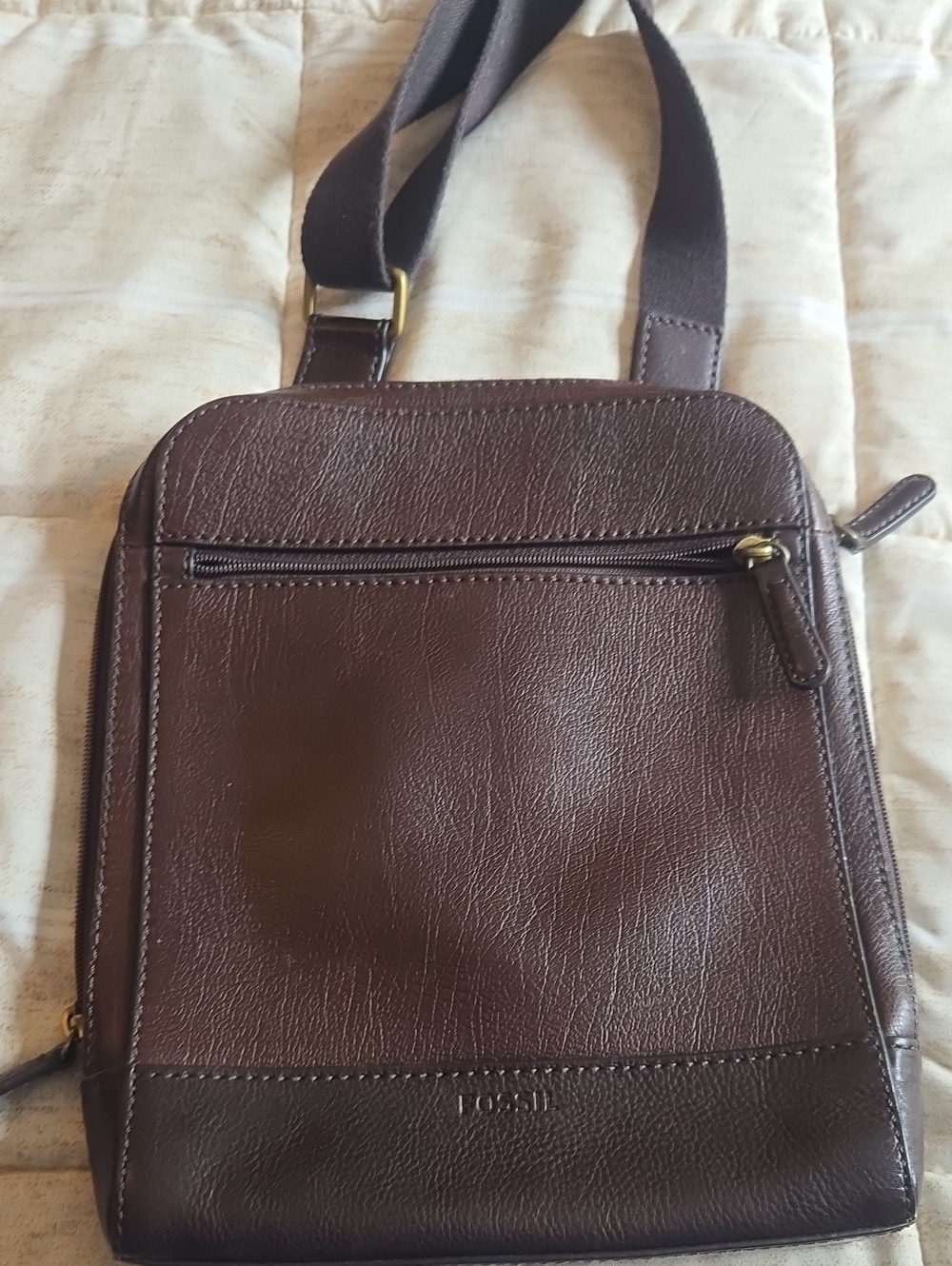 Fossil Dark Brown Leather Messenger Bag with Adjustable Strap